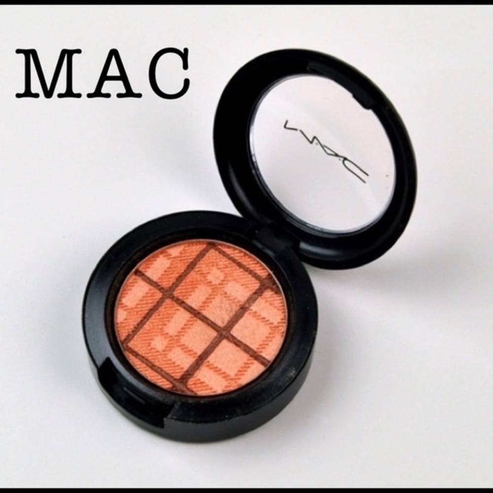 Authentic MAC Follow Your Fantasy Eyeshadow